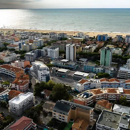 Apartment Cozy Flat 80mt From The