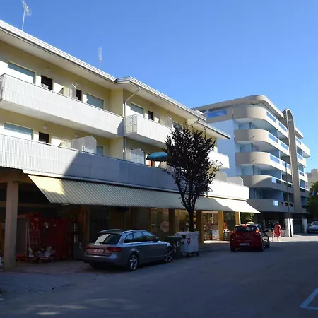 Cozy Flat 80mt From The 公寓